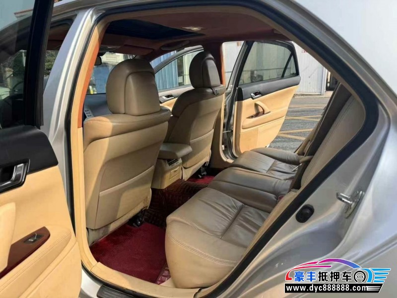 10年丰田锐志轿车抵押车出售