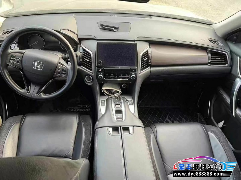 18年本田冠道轿车抵押车出售