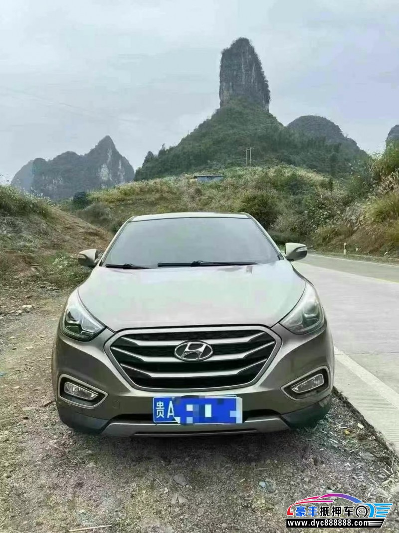 15年现代ix35轿车抵押车出售