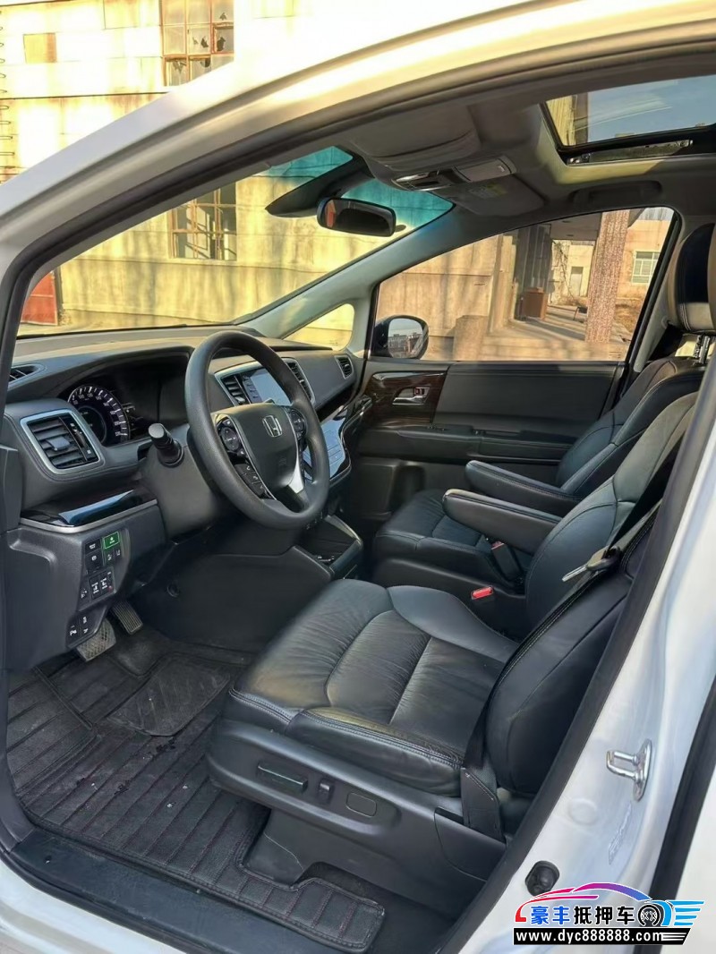 21年本田奥德赛轿车抵押车出售