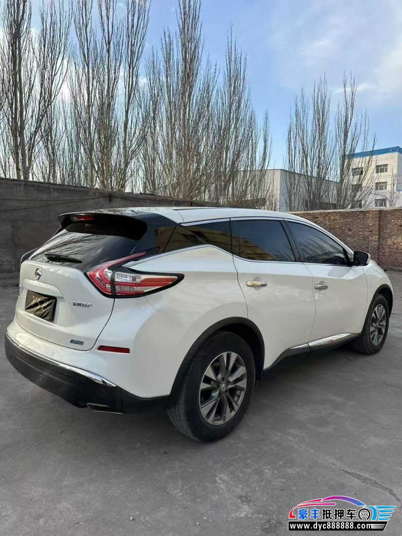 16年日产楼兰轿车抵押车出售