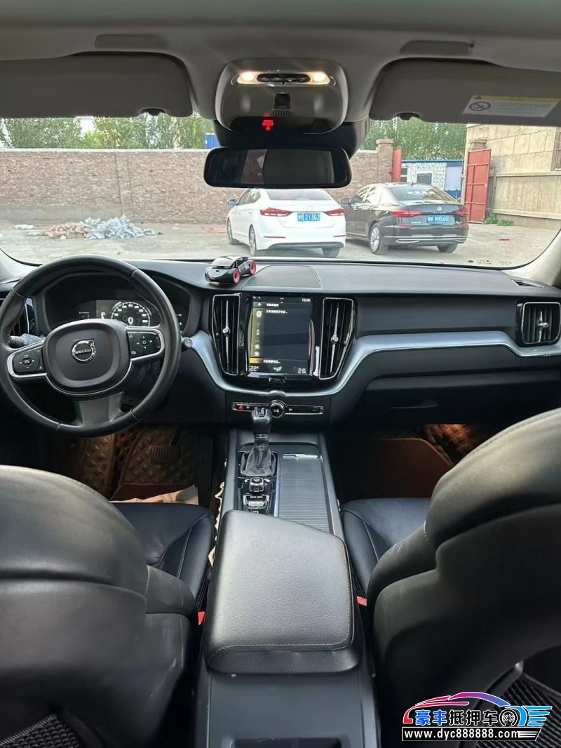 18年沃尔沃XC60轿车抵押车出售