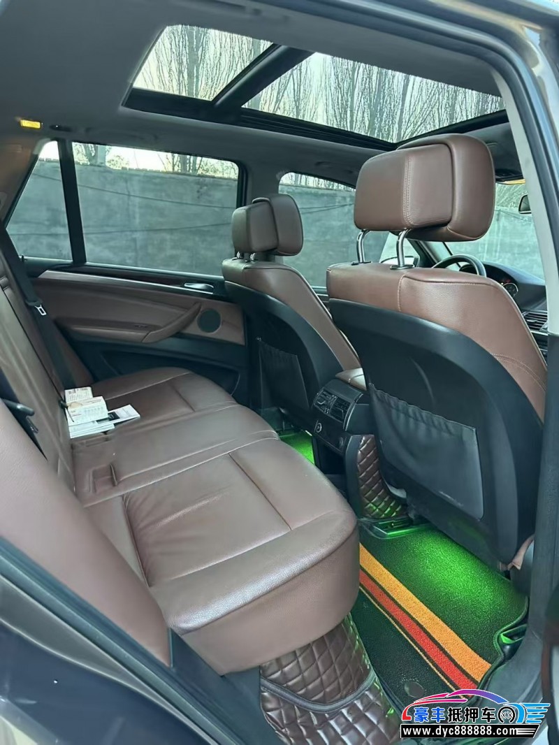 13年宝马X5轿车抵押车出售