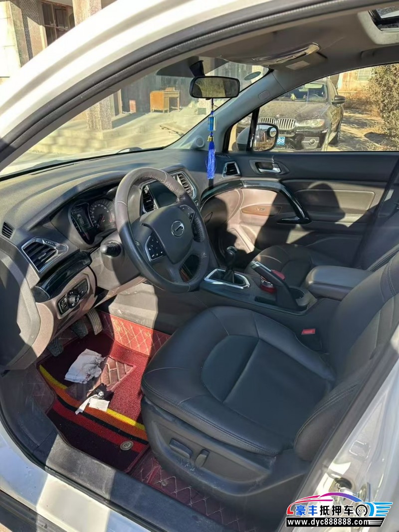 17年传祺GS4轿车抵押车出售