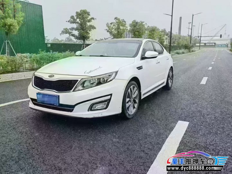 14年起亚K5轿车抵押车出售