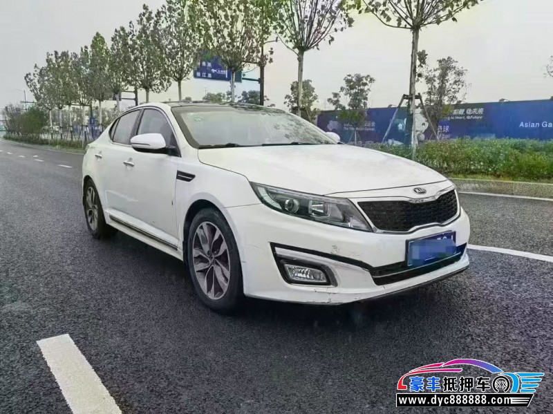 14年起亚K5轿车抵押车出售