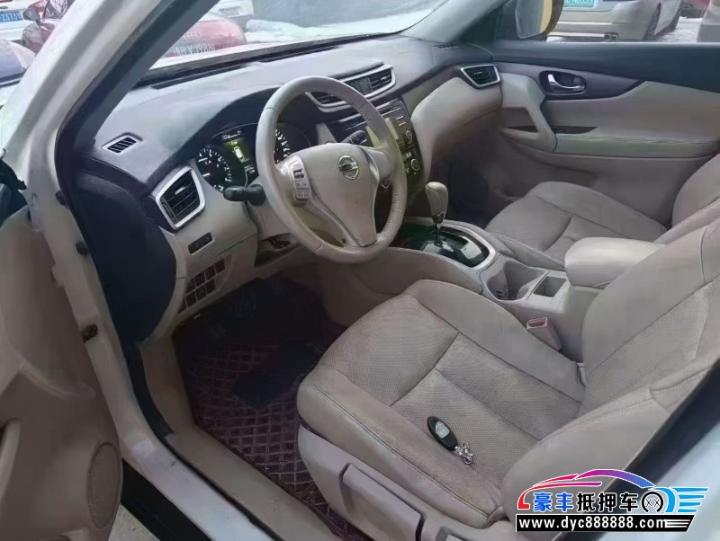 15年日产奇骏轿车抵押车出售