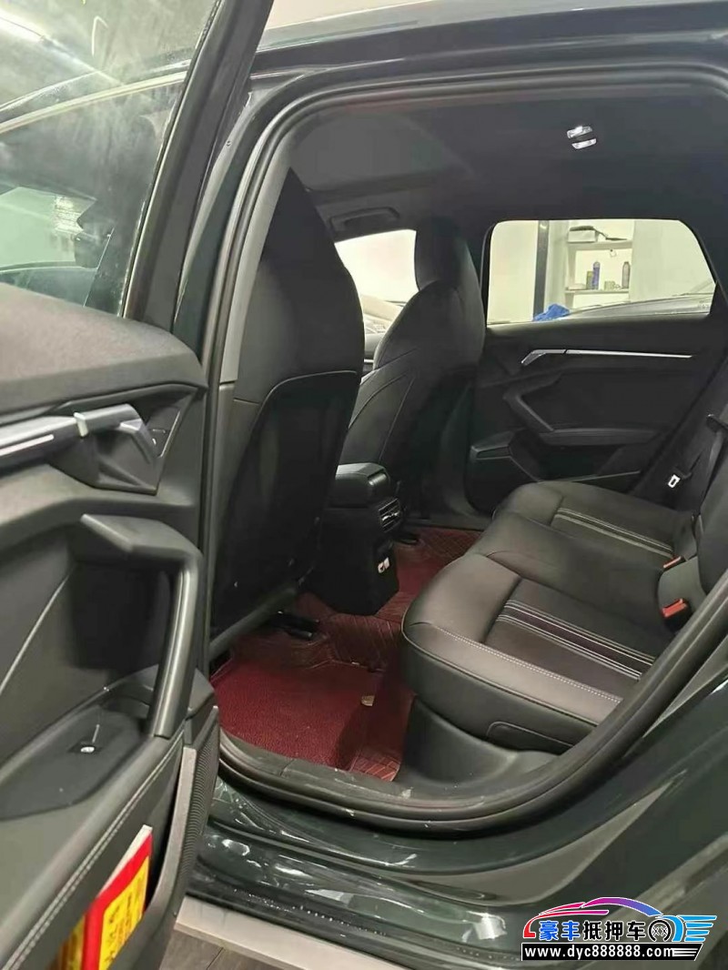 24年奥迪A3轿车抵押车出售