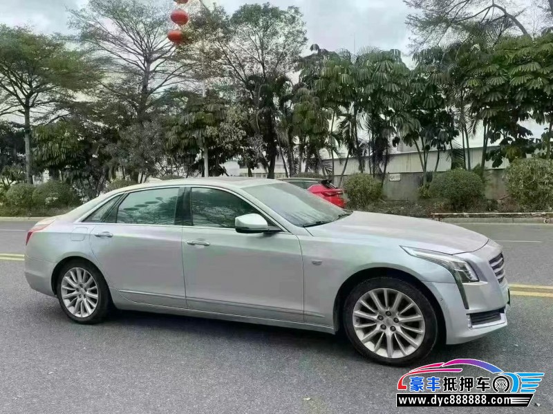 18年凯迪拉克xt6轿车抵押车出售