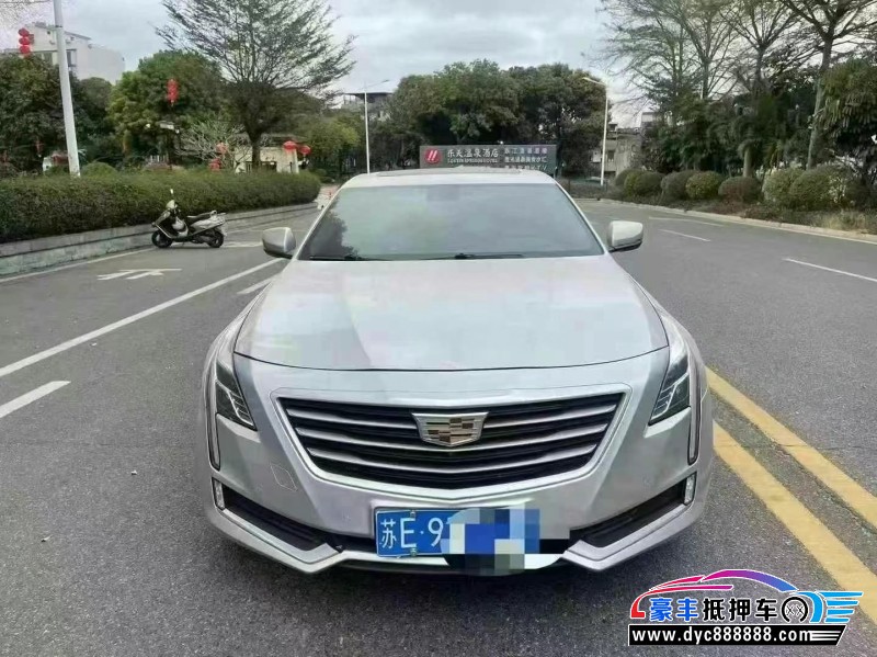 18年凯迪拉克xt6轿车抵押车出售