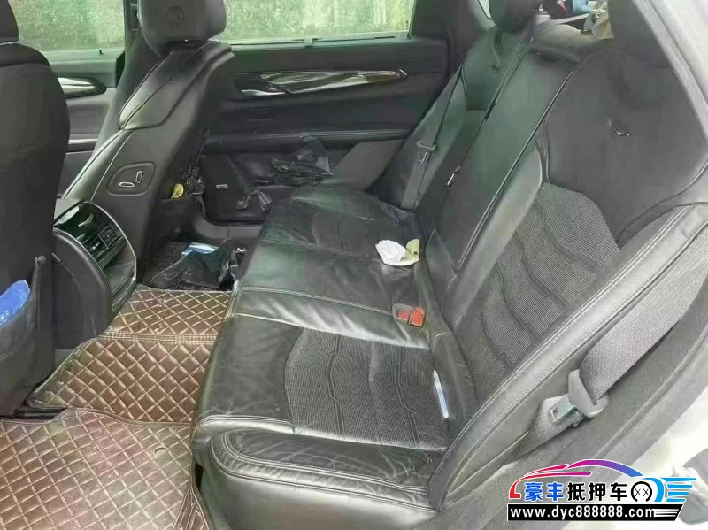 18年凯迪拉克CT6轿车抵押车出售