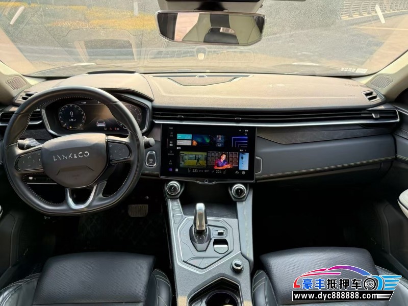 21年领克05轿车抵押车出售