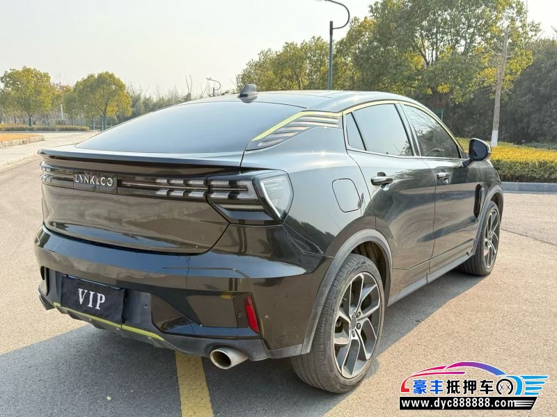 21年领克05轿车抵押车出售