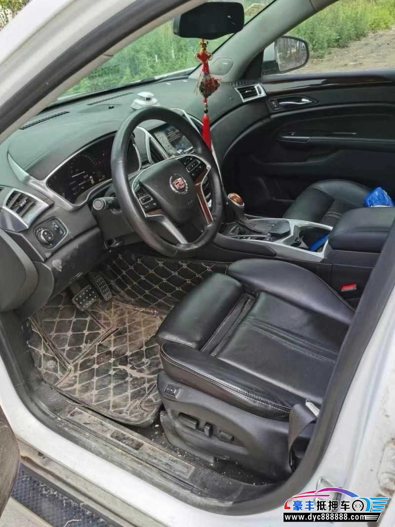 15年凯迪拉克SRX轿车抵押车出售