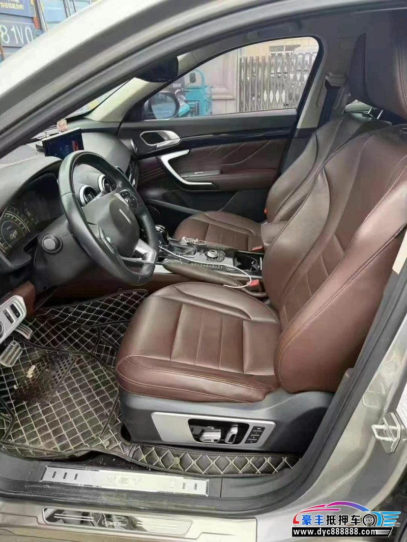 17年WEYVV7轿车抵押车出售