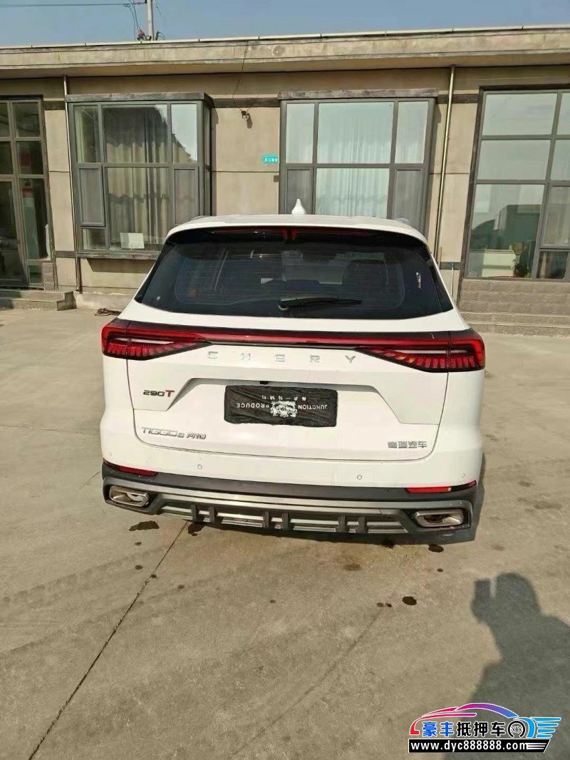 22年奇瑞瑞虎8轿车抵押车出售