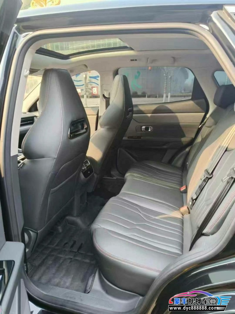 25年捷途大圣轿车抵押车出售