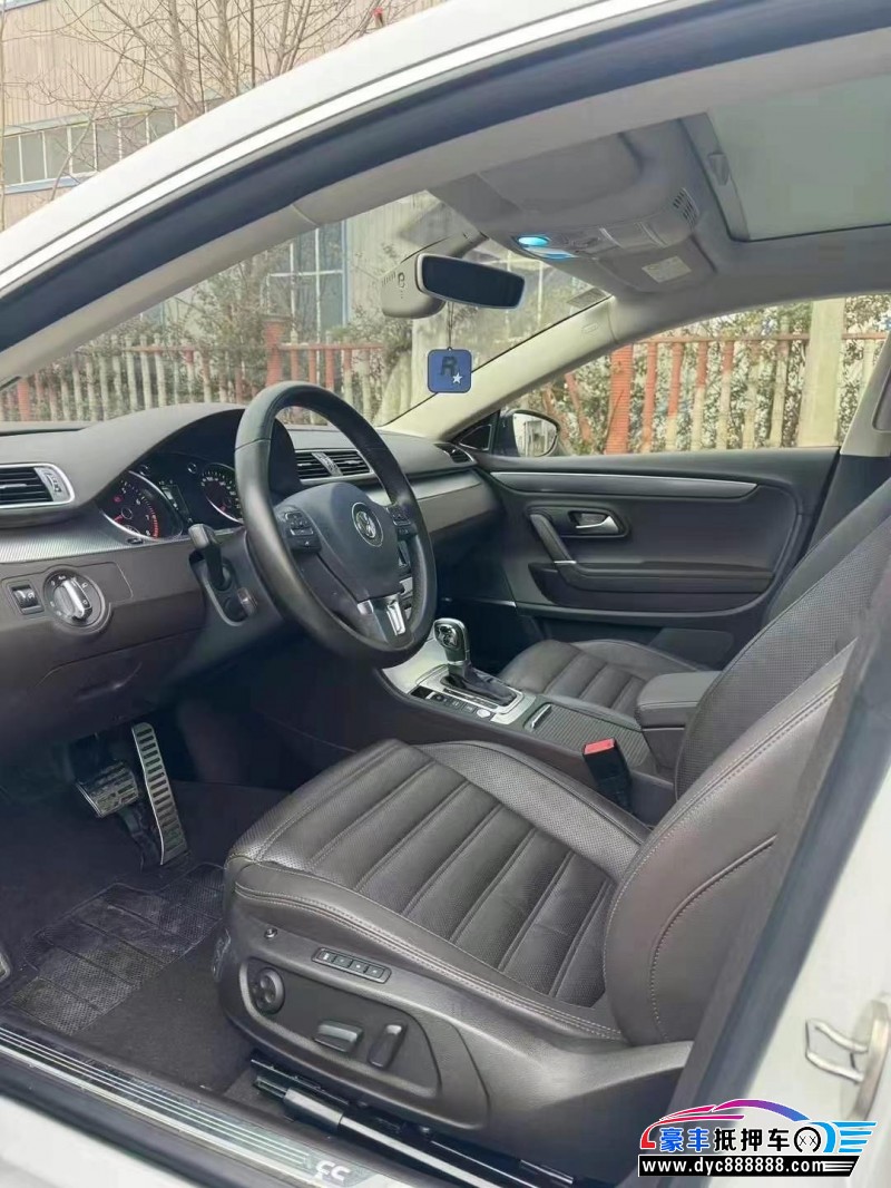 18年大众CC轿车抵押车出售