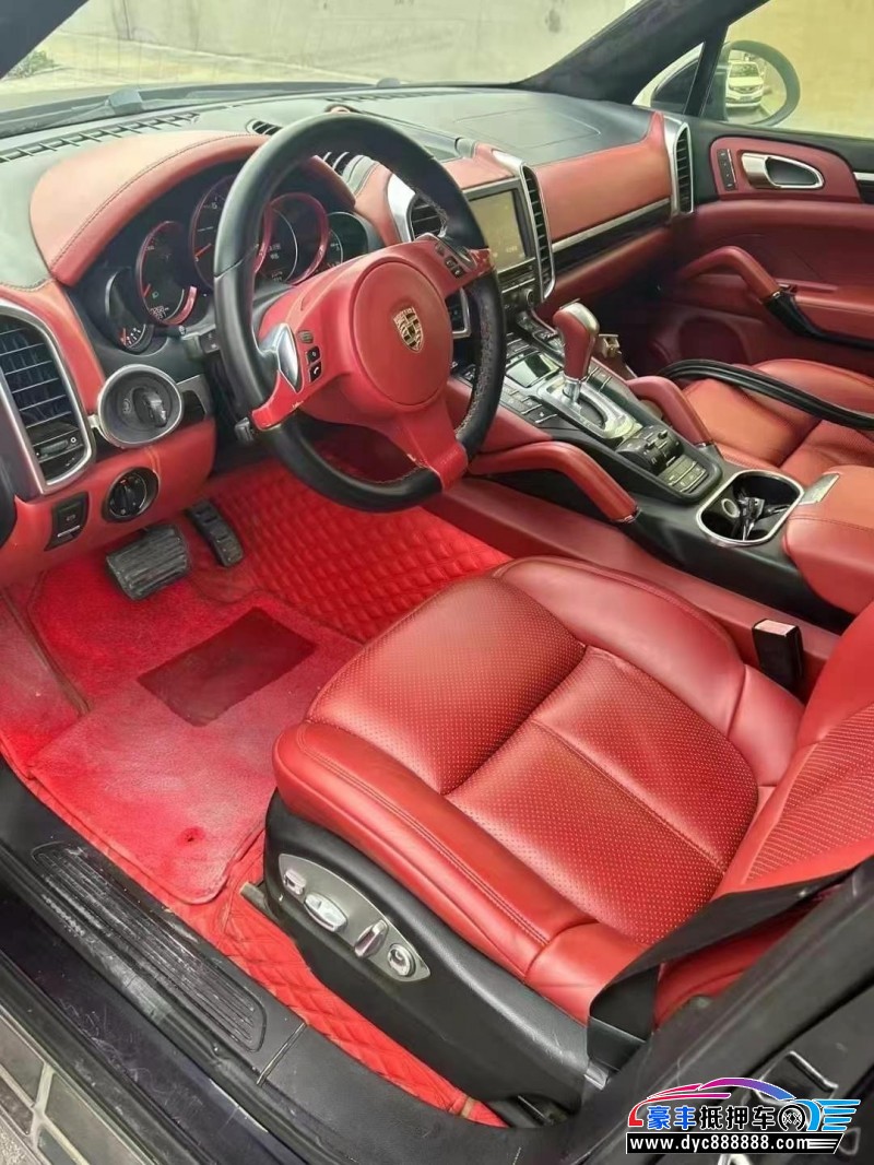 13年保时捷卡宴轿车抵押车出售