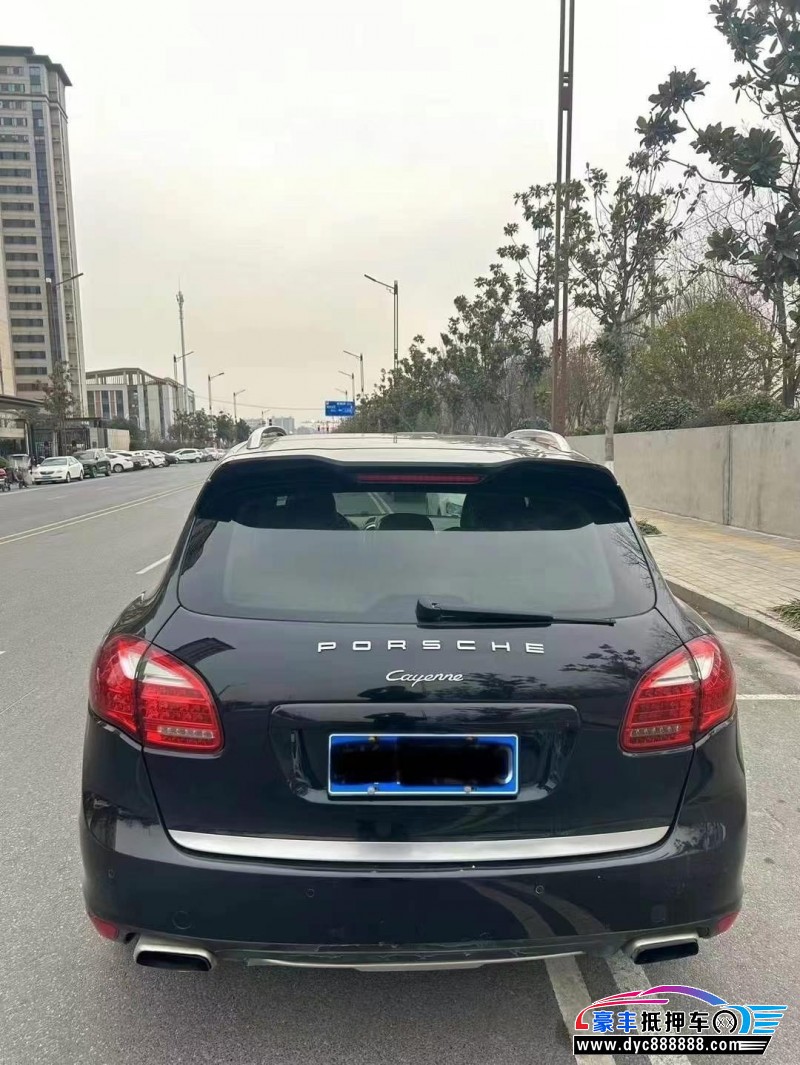 13年保时捷卡宴轿车抵押车出售