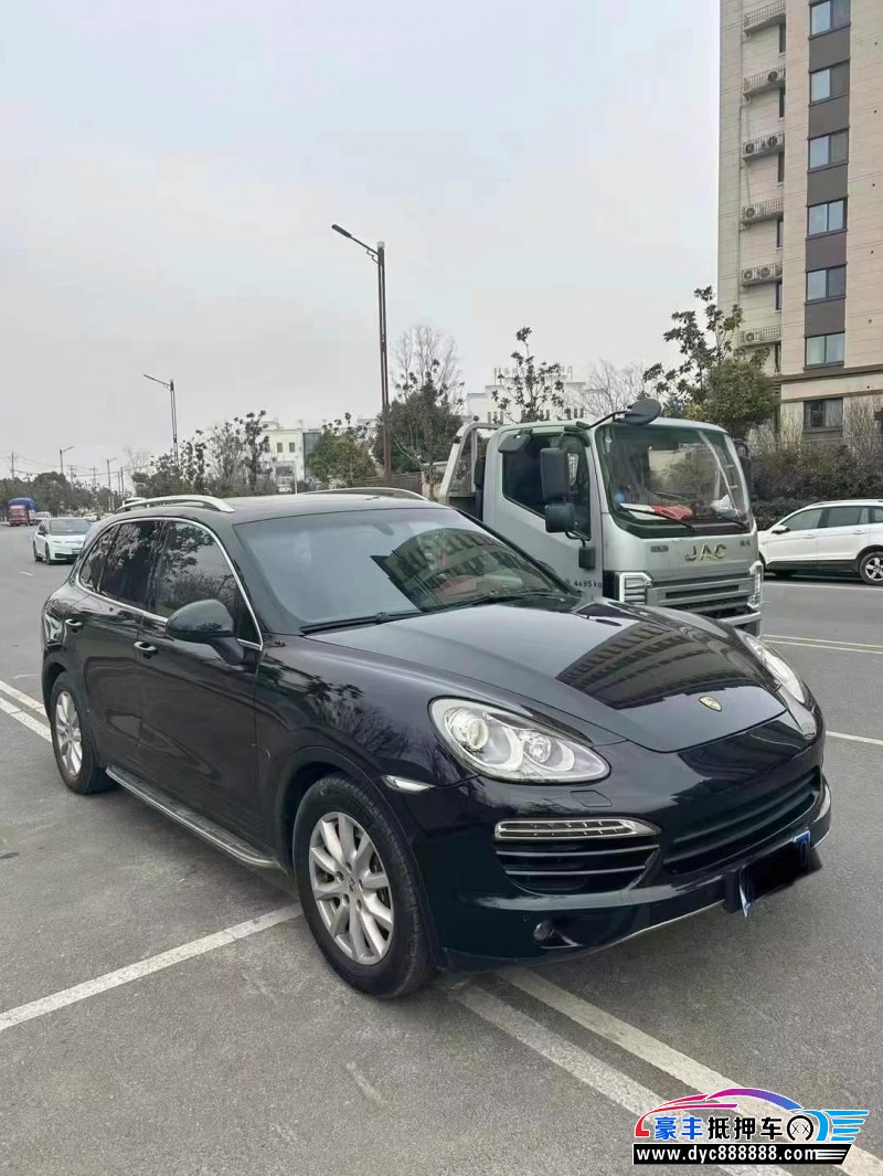 13年保时捷卡宴轿车抵押车出售