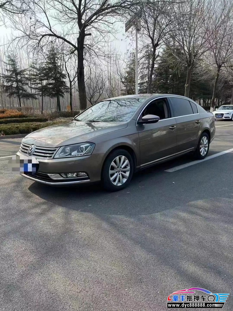 13年大众迈腾轿车抵押车出售