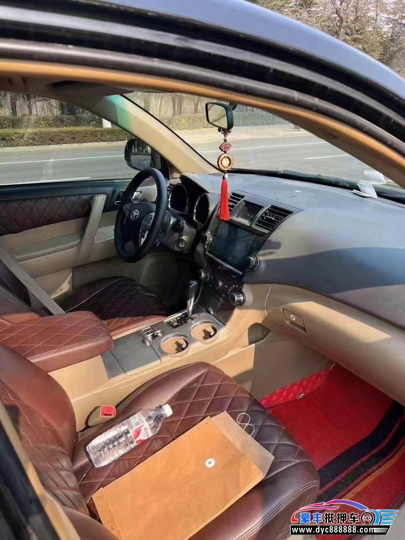 14年丰田汉兰达轿车抵押车出售