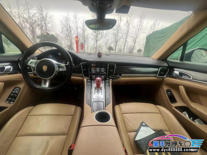 13年保时捷帕纳梅拉轿车抵押车出售