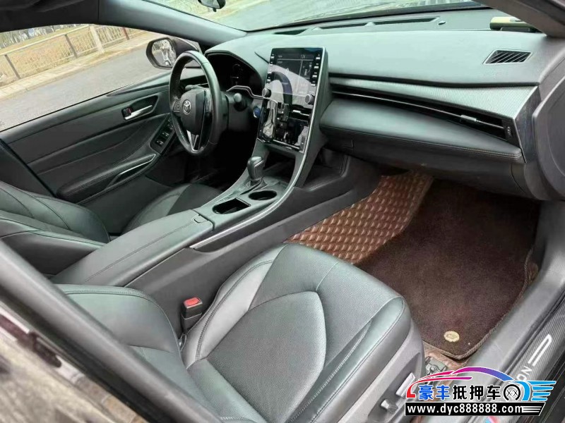 22年丰田亚洲龙轿车抵押车出售