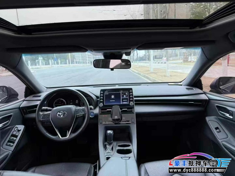 22年丰田亚洲龙轿车抵押车出售