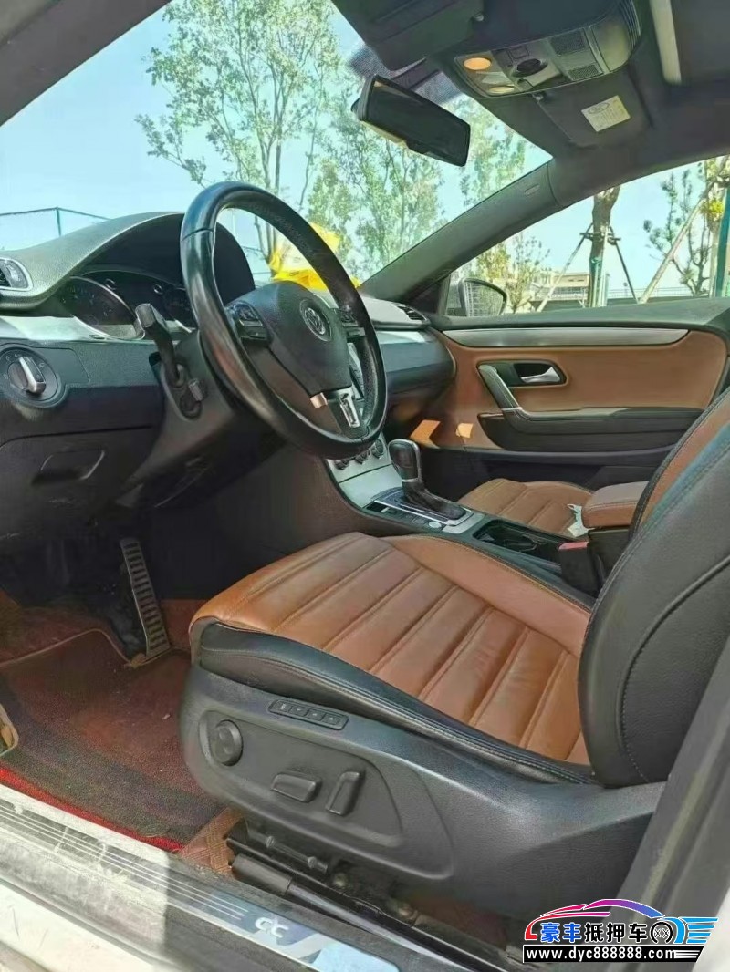 16年大众CC轿车抵押车出售