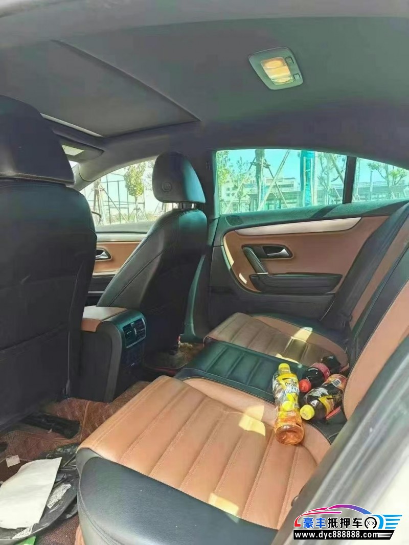 16年大众CC轿车抵押车出售