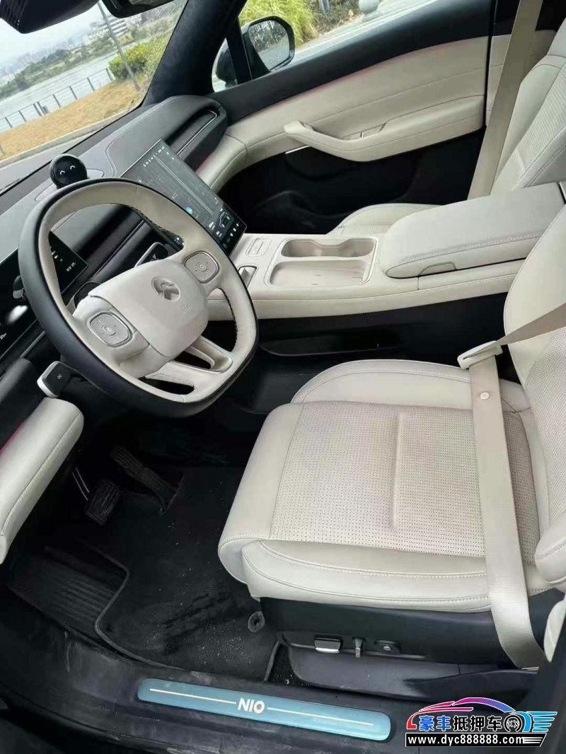 24年蔚来ES6轿车抵押车出售