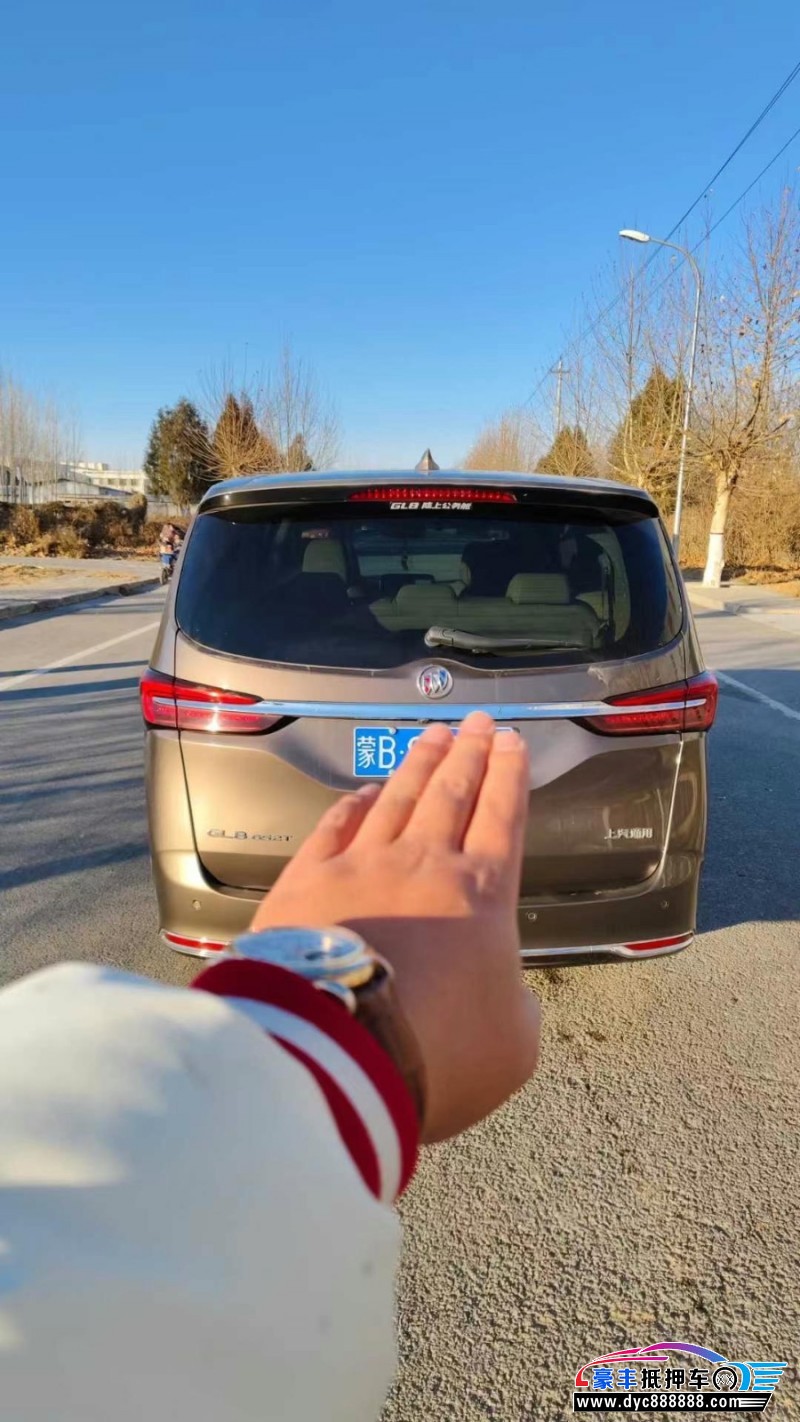 21年别克GL8轿车抵押车出售