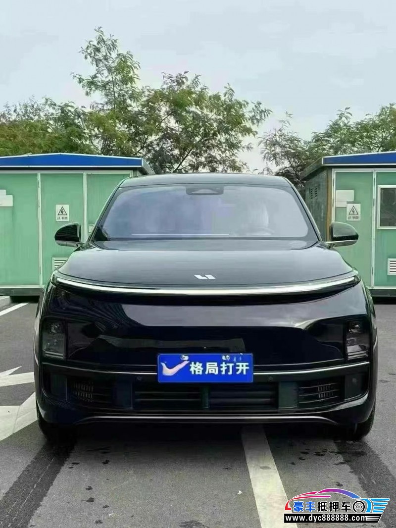 23年理想L8轿车抵押车出售