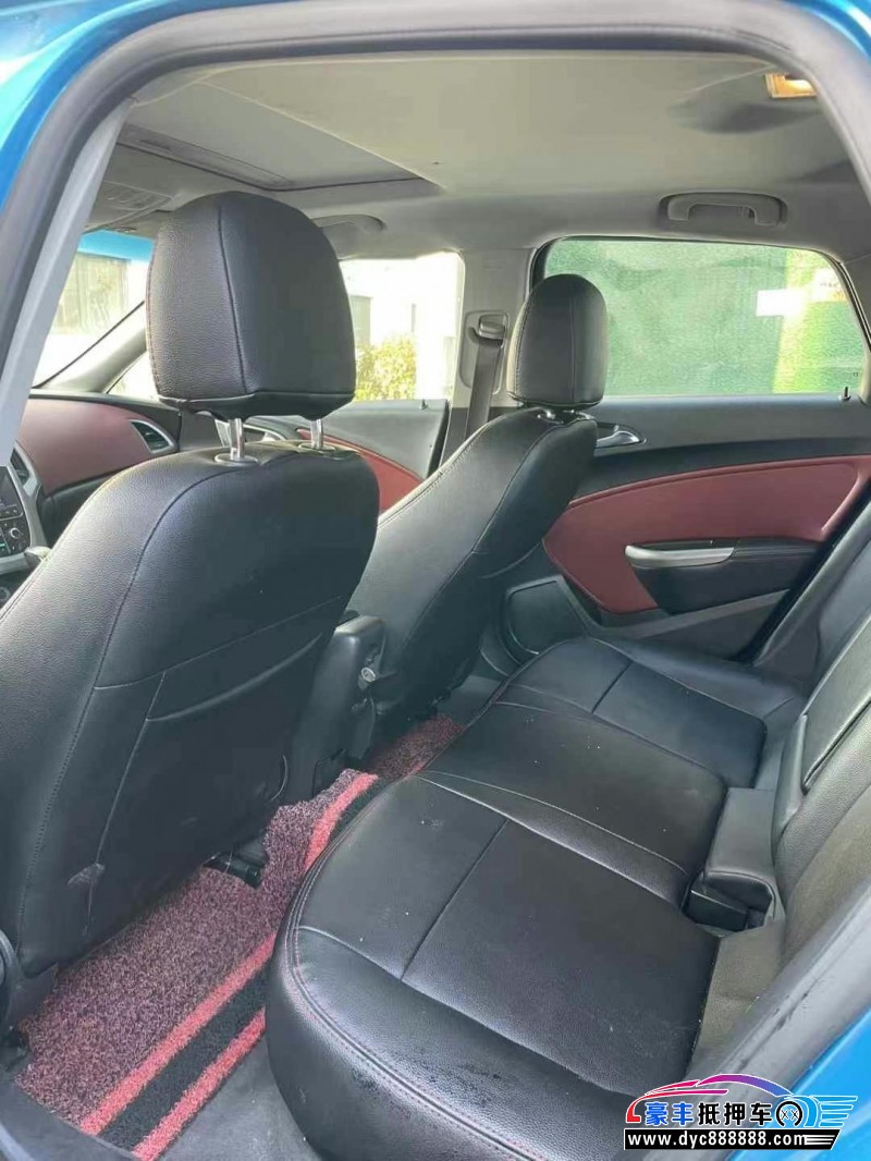 11年别克英朗轿车抵押车出售