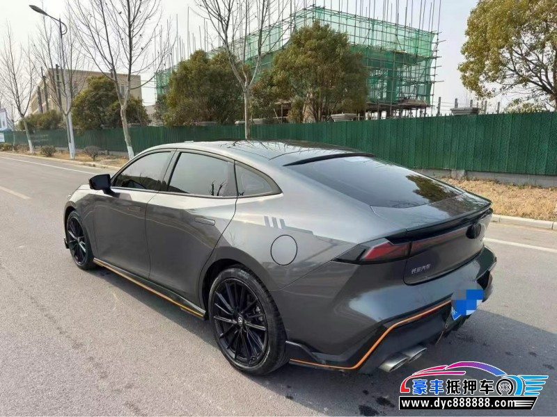 23年长安长安UNI轿车抵押车出售