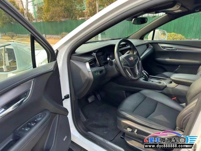 20年凯迪拉克XT5轿车抵押车出售