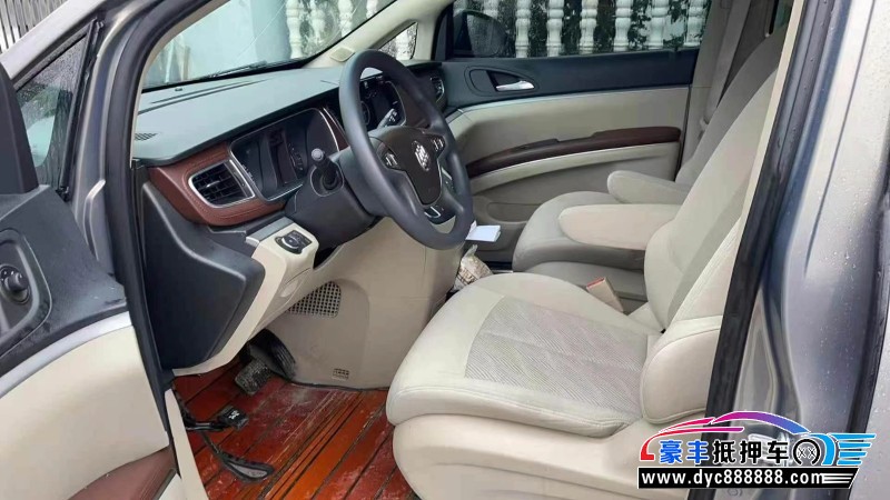 19年别克GL8轿车抵押车出售