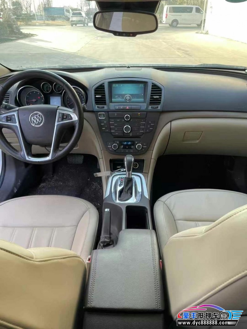 12年别克君威轿车抵押车出售