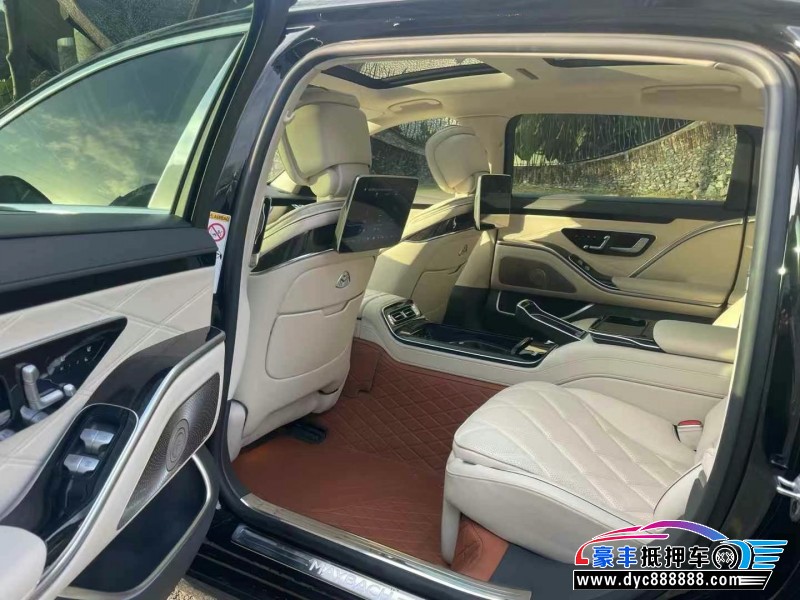 23年奔驰S轿车抵押车出售