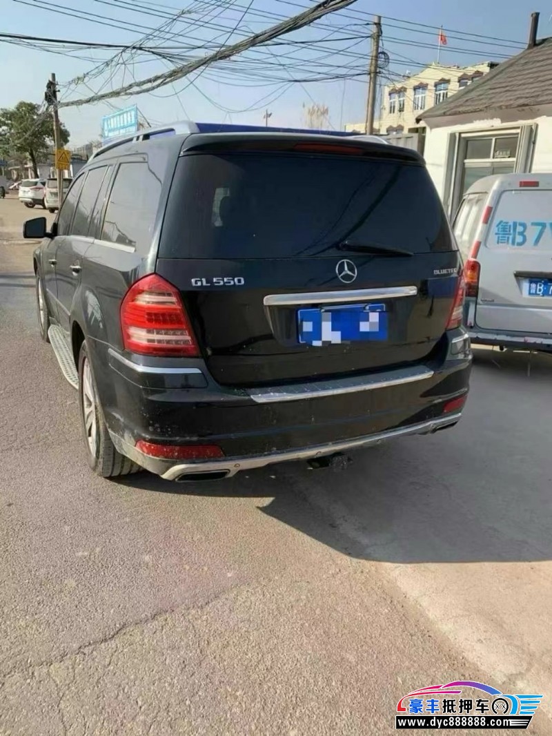 12年奔驰GL轿车抵押车出售