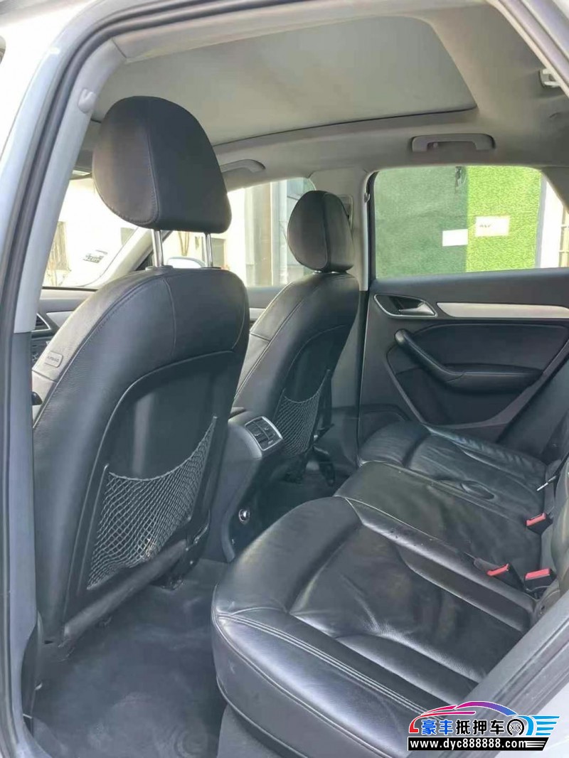 13年奥迪Q3轿车抵押车出售