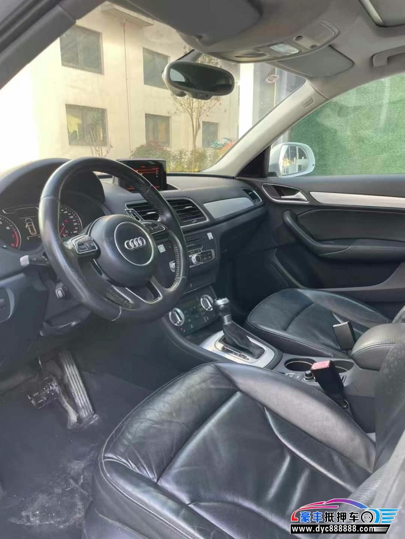 13年奥迪Q3轿车抵押车出售