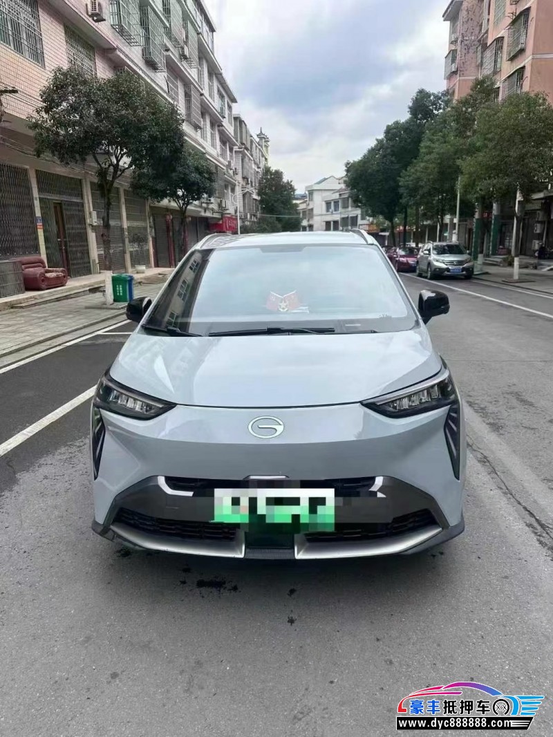 22年埃安Y70轿车抵押车出售