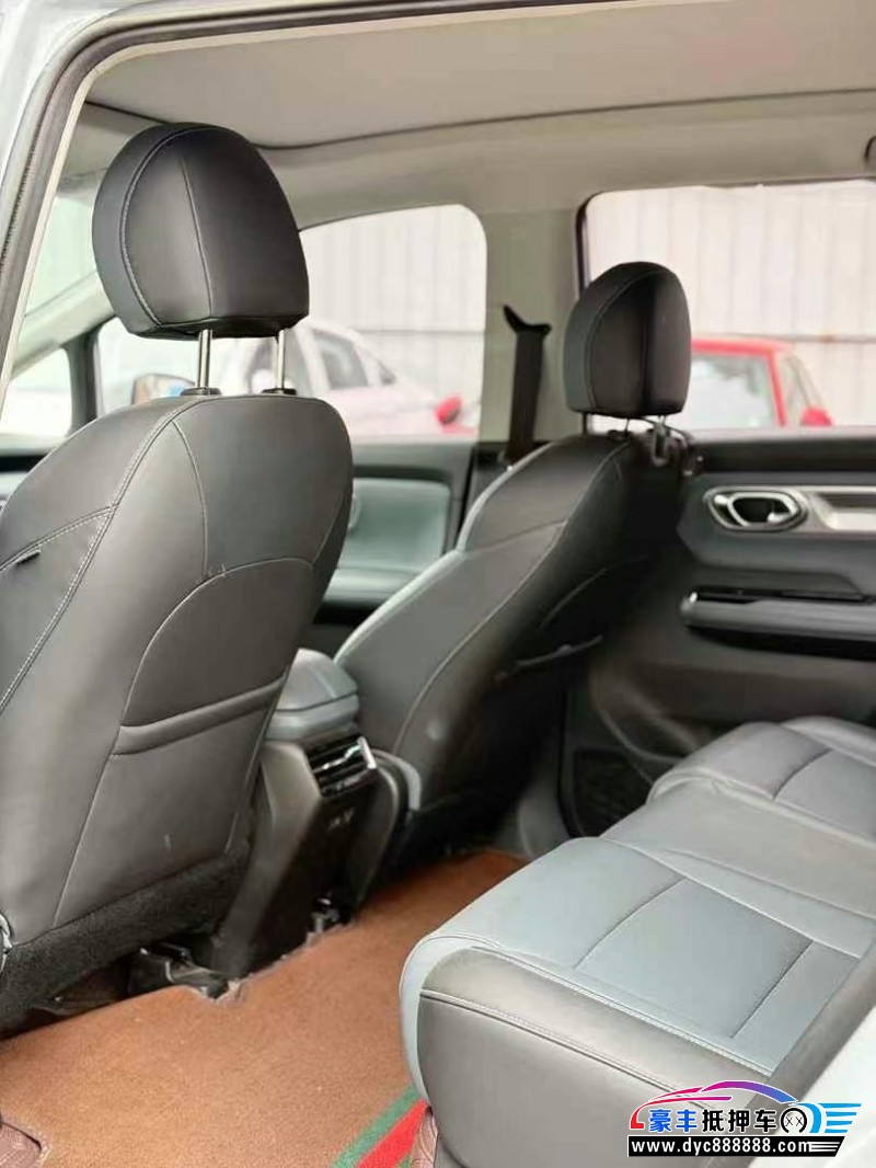 23年埃安Y70轿车抵押车出售