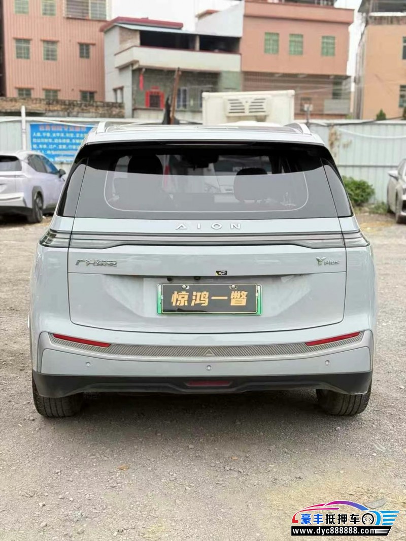 23年埃安Y70轿车抵押车出售