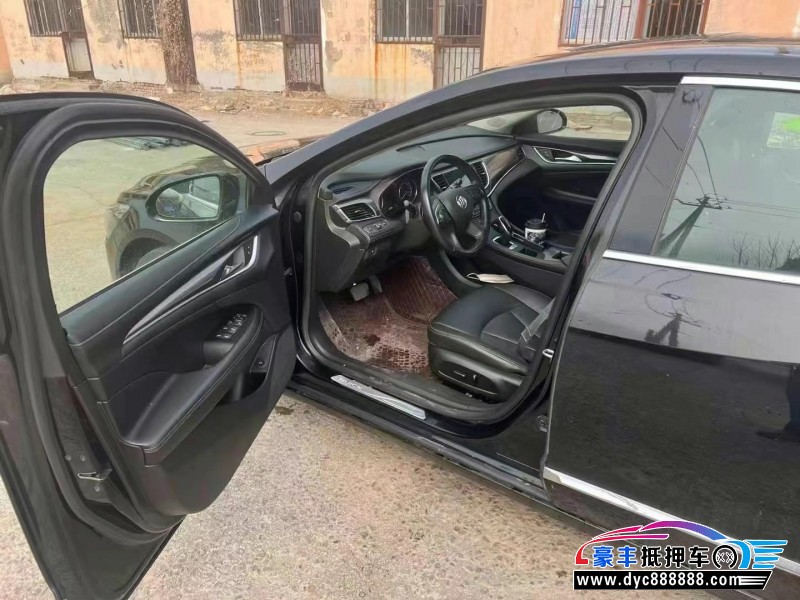 19年别克君越轿车抵押车出售