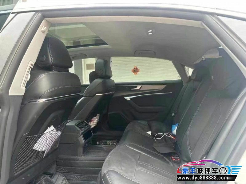 23年奥迪A7轿车抵押车出售