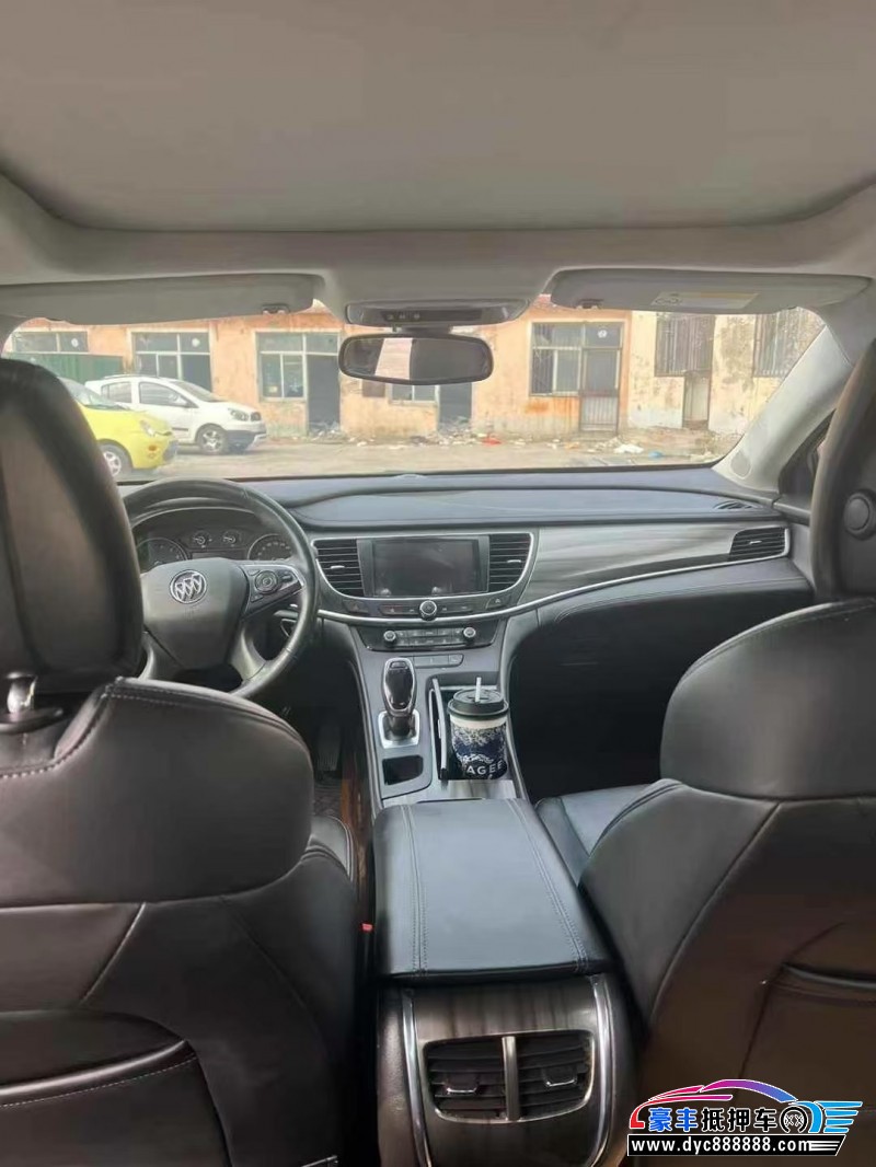 19年别克君越轿车抵押车出售